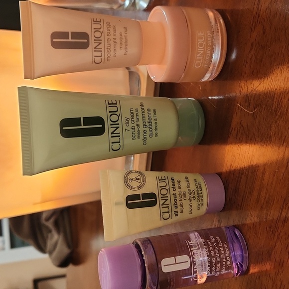Clinique Other - Clinique Skincare Bundle